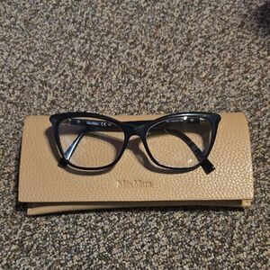 MaxMara Elegant Black Glasses
